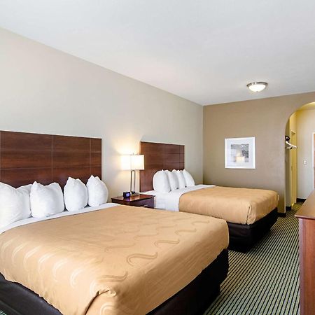 גונזלס Quality Inn & Suites Near Tanger Outlet Mall מראה חיצוני תמונה